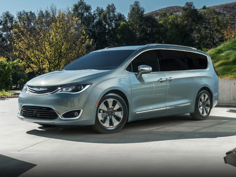 Used 2020 Chrysler Pacifica Hybrid Limited for sale in Philadelphia PA