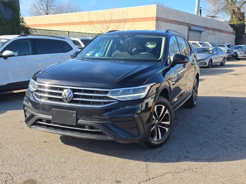 2024 Volkswagen Tiguan S's photo