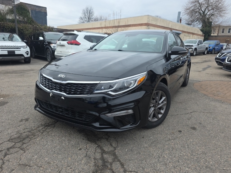 2020 Kia Optima LX's photo