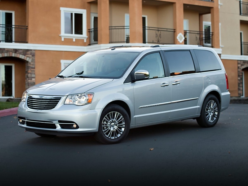 Used 2011 Chrysler Town & Country Touring-L for sale in Philadelphia PA